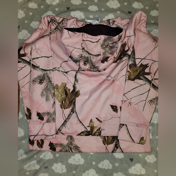 Under Armor pink Real Tree Camo womens size XL - Picture 2 of 2
